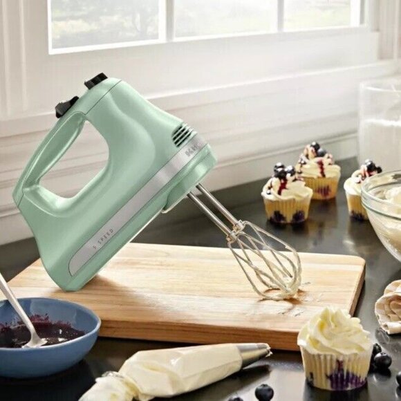 PISTACHIO GREEN KitchenAid Ultra Power 5-Speed Hand Mixer KHM512PT New in Box - Picture 12 of 13